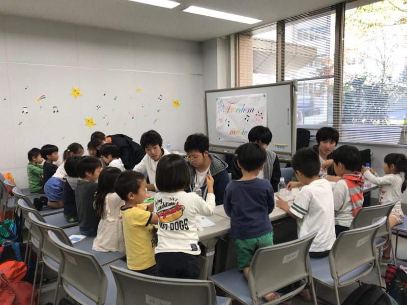 楽器づくり　風景