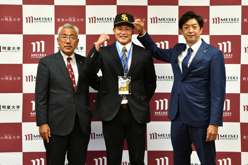 球団スカウトと山本選手