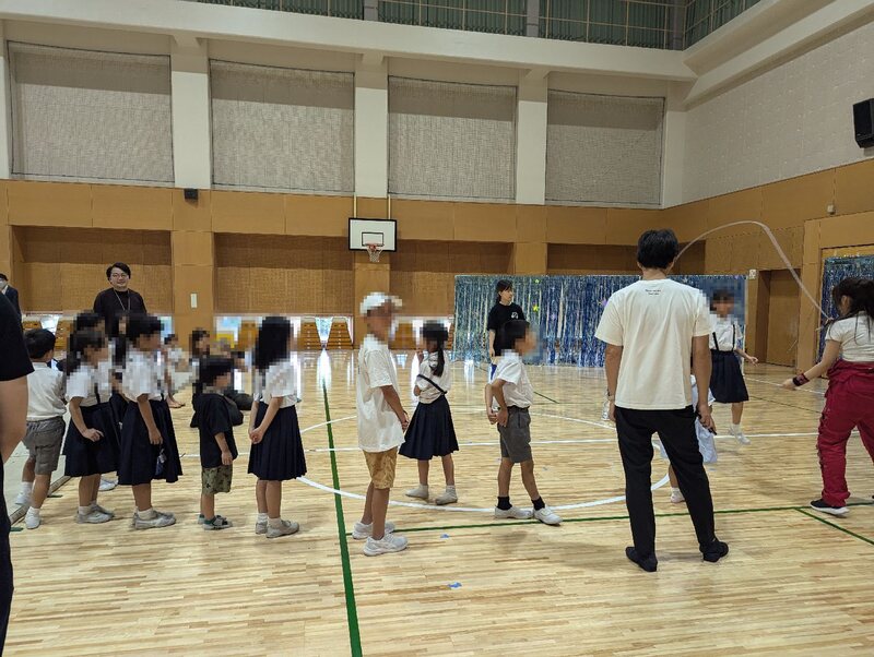 ダブルダッチ同好会「Shakin Key!!」