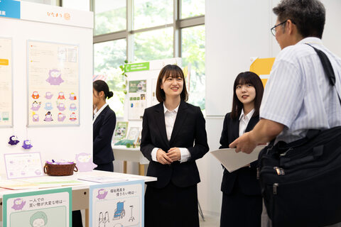 昨年（2023年度）の企画発表会の様子（展示会）