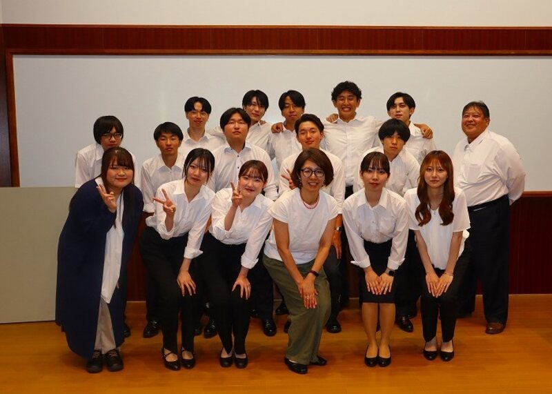 参加者の集合写真