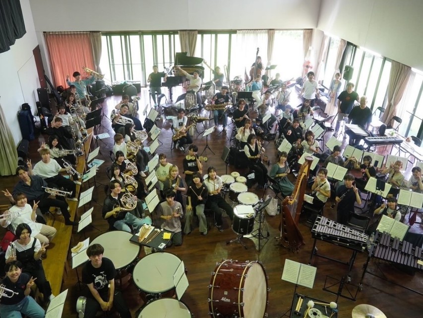 学友会吹奏楽団集合写真2