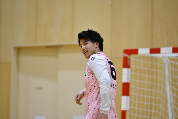 選手契約した篠原佑斗さん（写真提供：男子送球部）