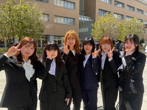 入学式後の様子1