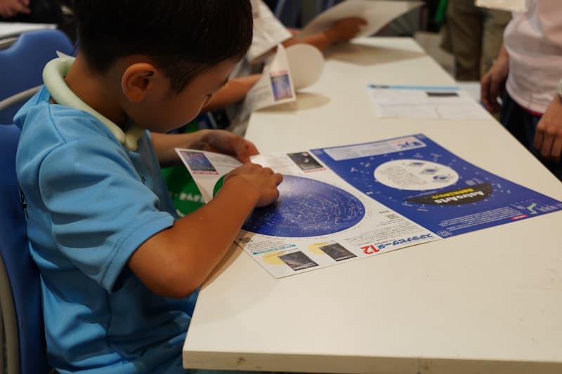 星座早見盤工作と”Mitaka"で巡る最新の宇宙の姿