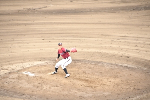 7回途中から継投した加藤宇