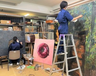 卒業研究の制作風景