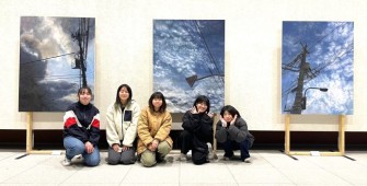 卒業制作展の会場にて