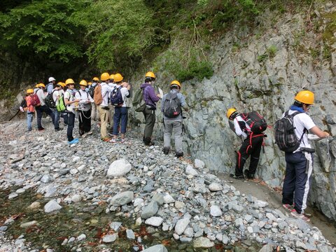 教育学基礎演習１（理科コース）：地質野外実習（丹沢山地）