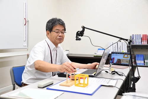 遠隔（オンライン）スクーリングの様子