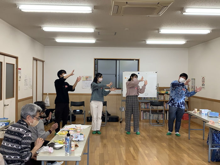 ボランティアサークル「Freedom music」と「Sun-Flower」の活動1